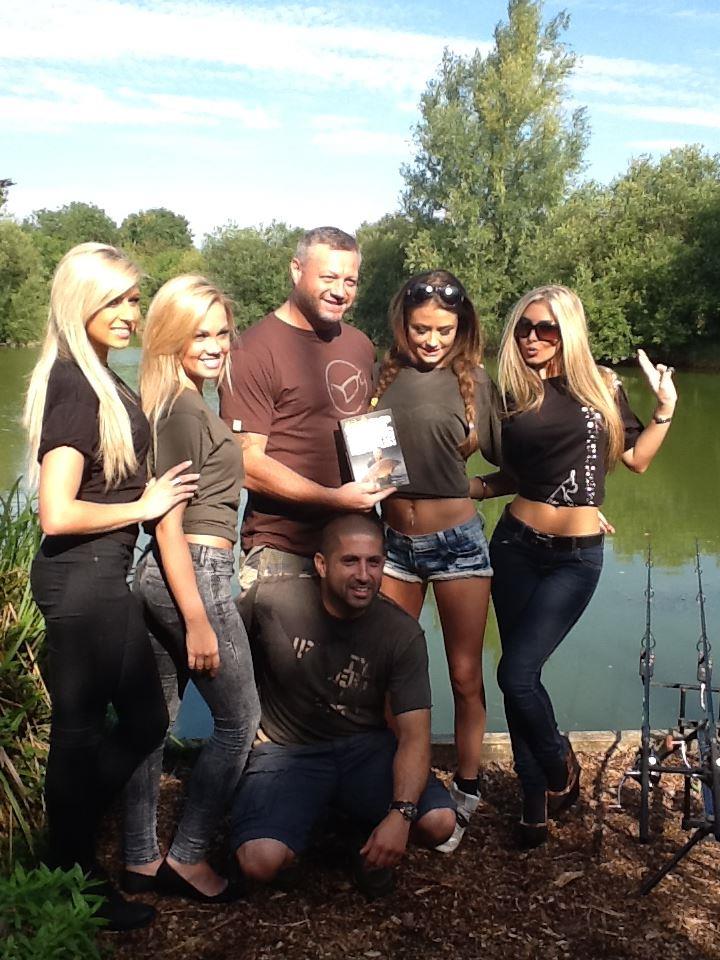 diverse cu fete sexy - towie-and-korda-thinking-tackle.jpg